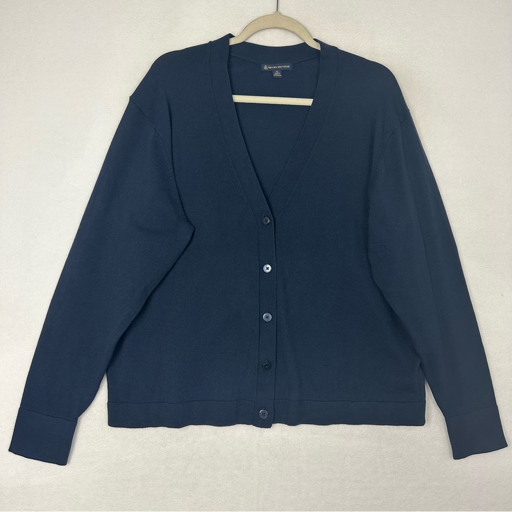 Classic Navy Blue Mwns Sweater